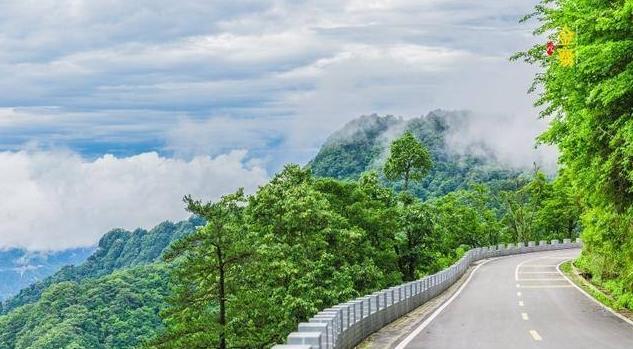 安徽最美6条自驾游公路，，自驾游喜欢者必走的经典蹊径！